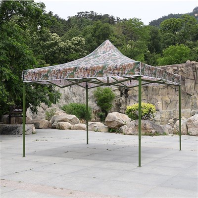 Venkovní stan s baldachýnem